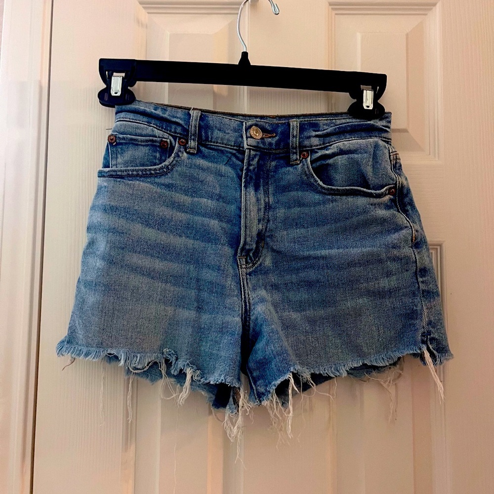 American Eagle Shortie Shorts (Size 0): Stretchy & Stylish